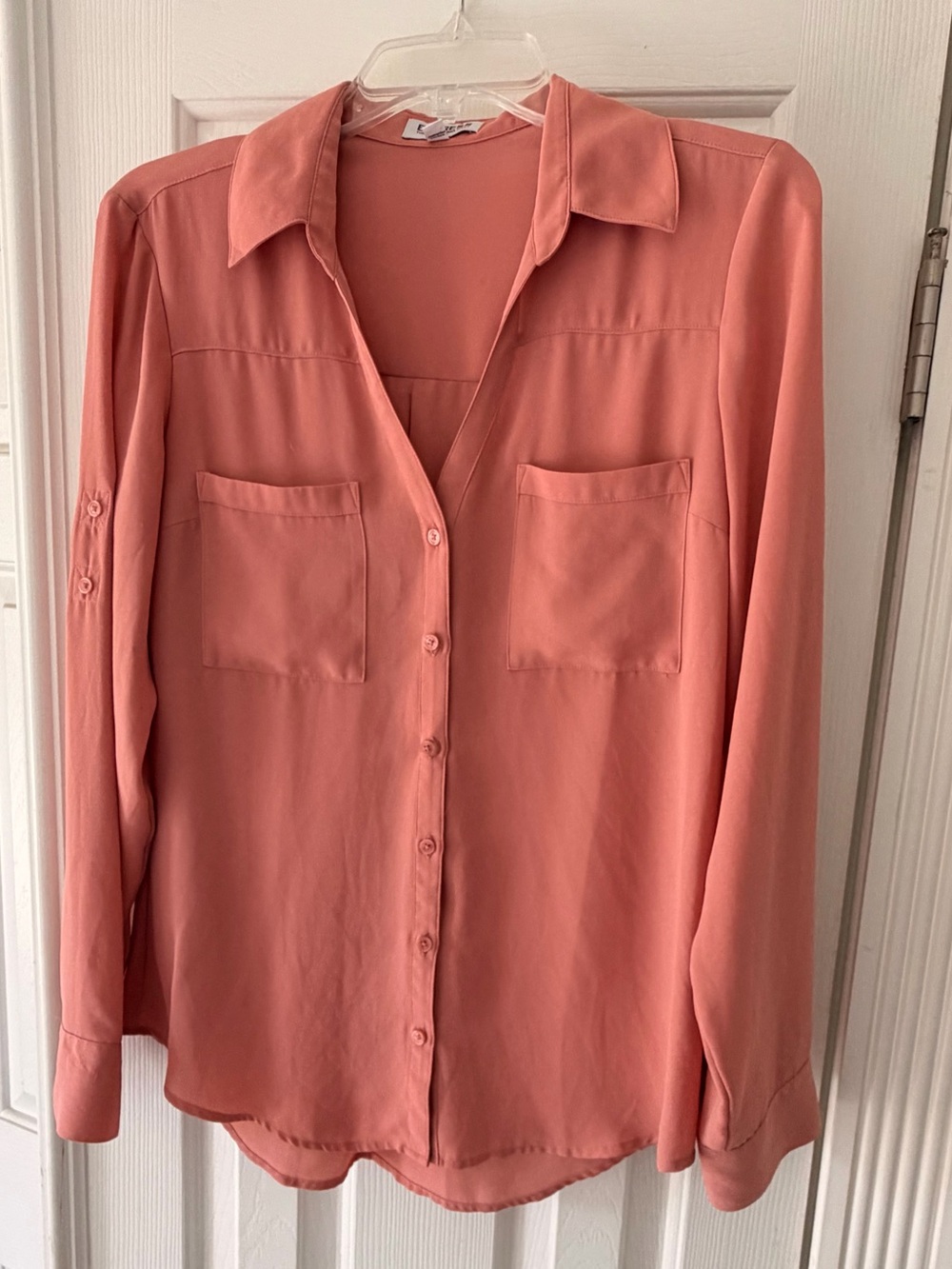 Express Portofino Coral Button-Down Blouse M